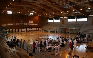 Et voici le gymnase de Lons...